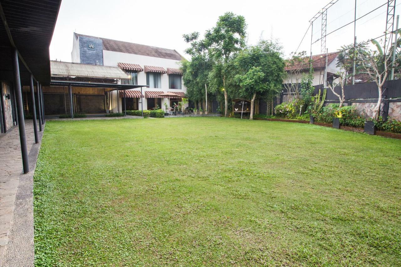 Gumilang Regency Hotel Bandung Dış mekan fotoğraf
